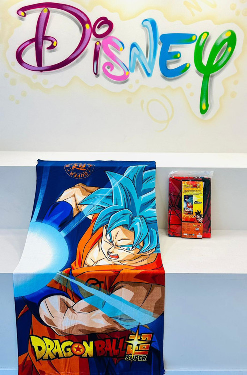 Immagine di Telo mare estate bambino/a Disney e Marvel Art. TELO