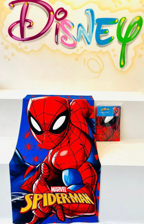 Immagine di Telo mare estate bambino/a Disney e Marvel Art. TELO