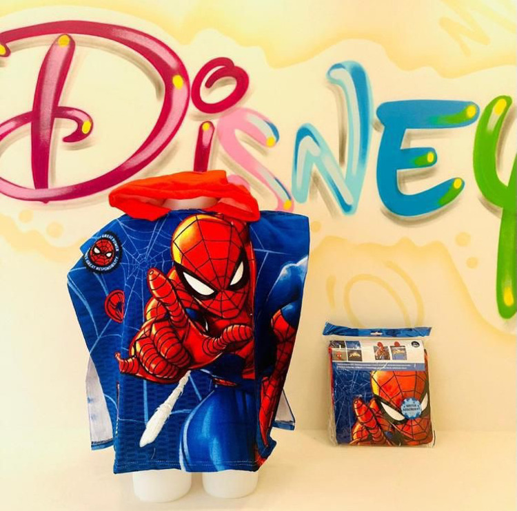 Immagine di Poncho mare estate bambino/a Disney e Marvel Art. PONCHO